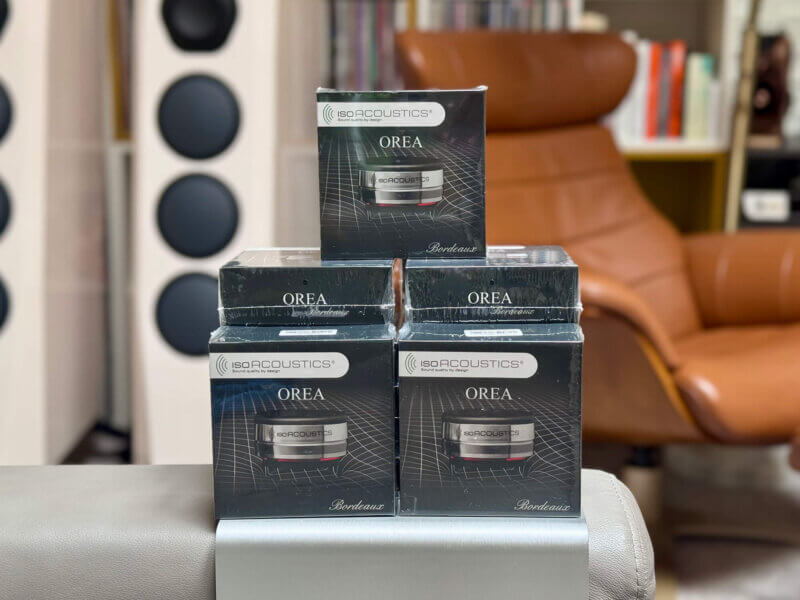 IsoAcoustics Orea Bordeaux Isolation Footers
