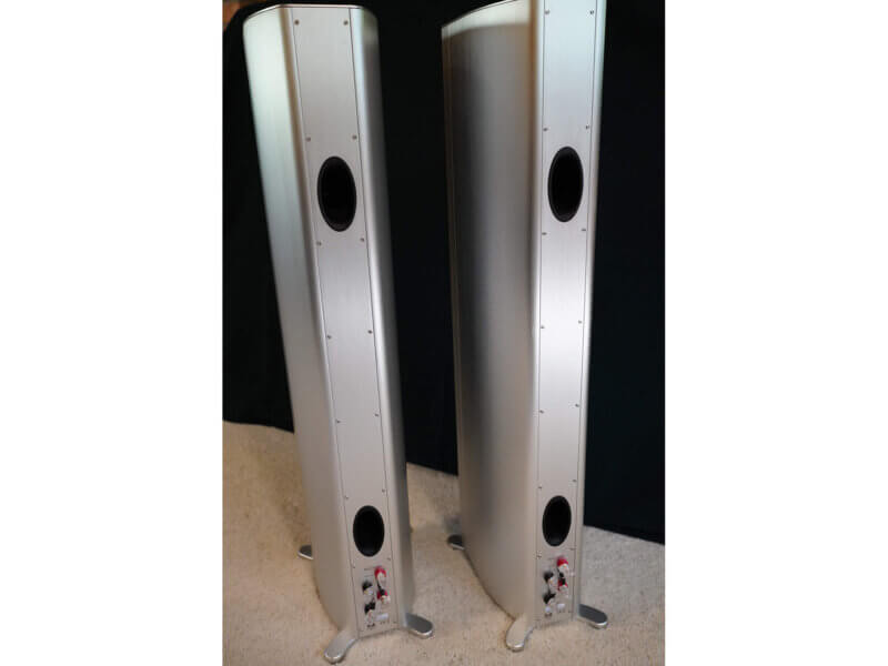 T+A Talis S 300 Loudpeakers - Image 2