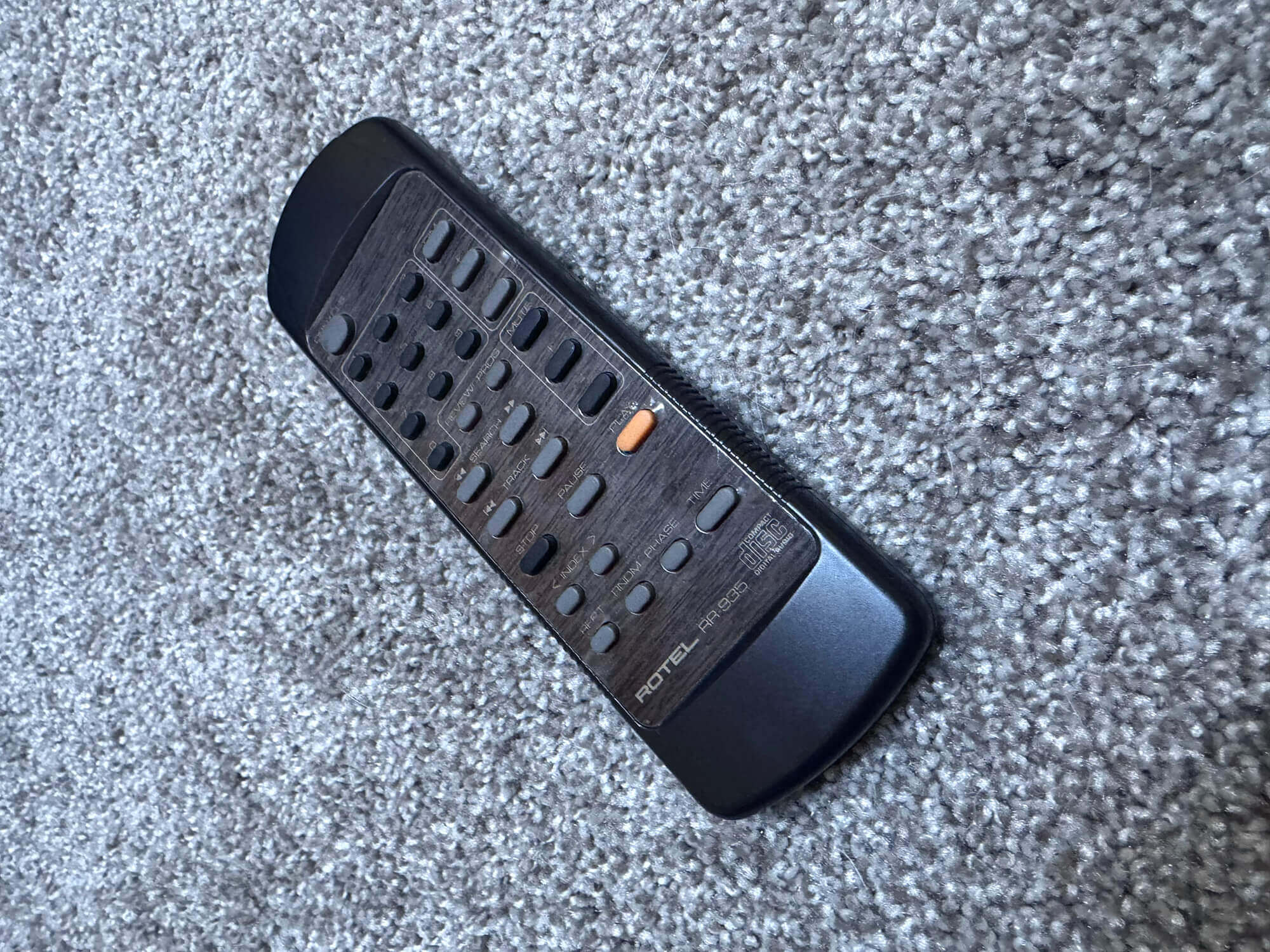 Rotel RCD-990 CD Player and DAC - Image 4