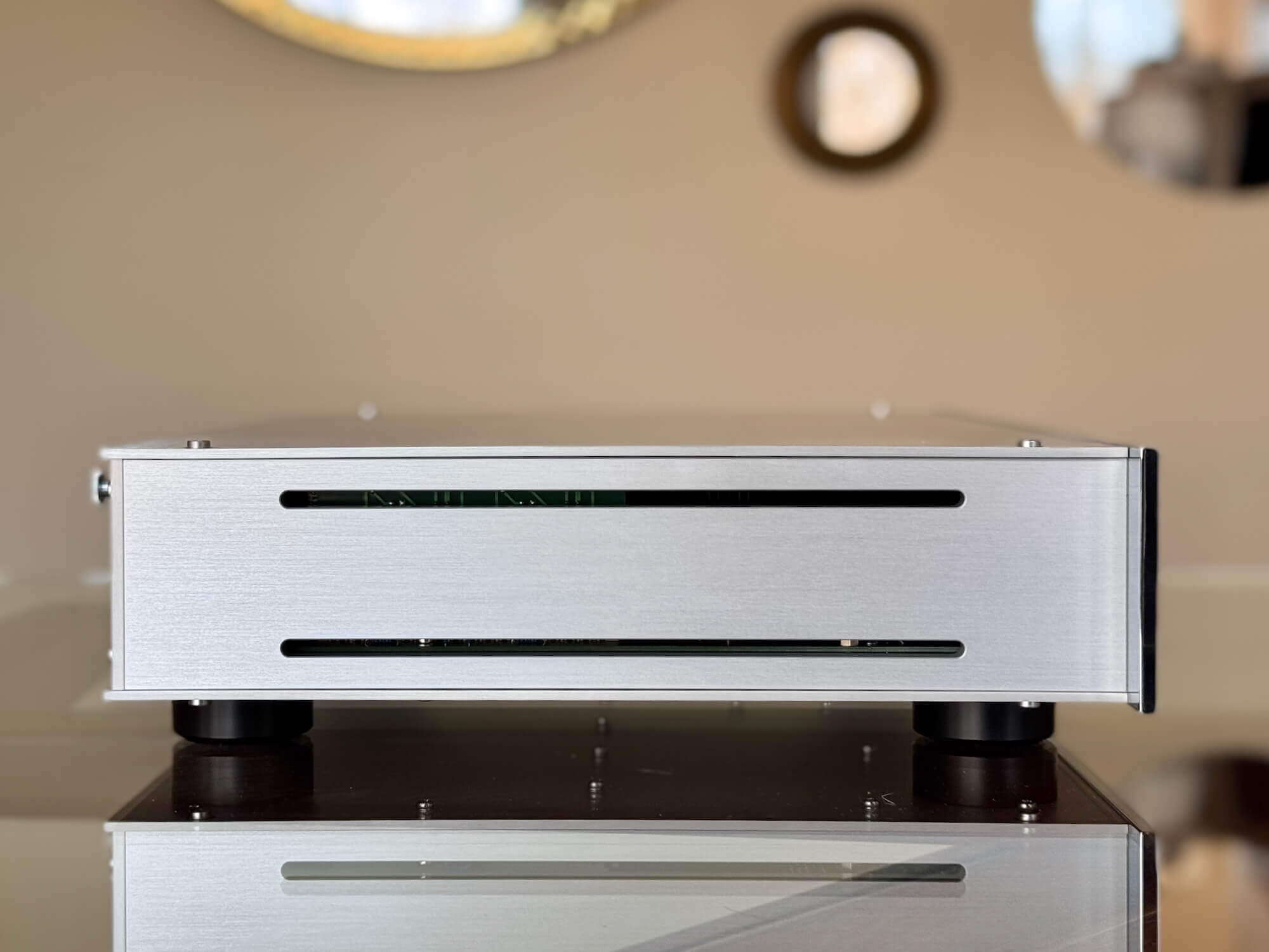 Burmester 035 Solid State Preamplifier, Free Shipping! - Image 3