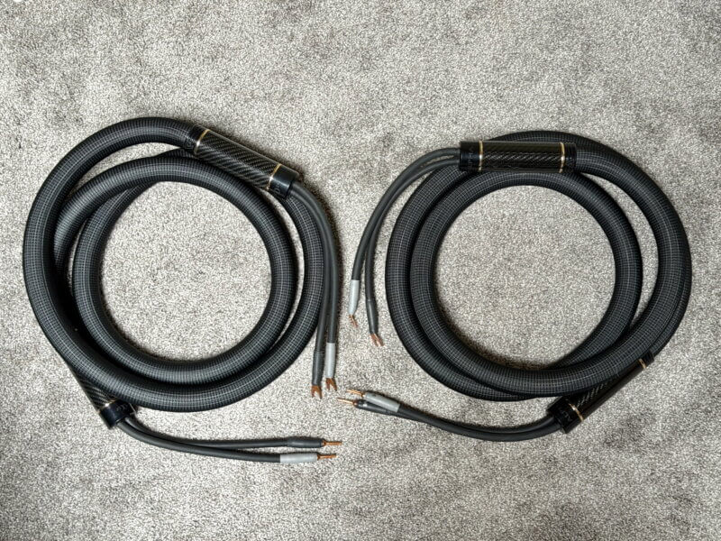 Shunyata Alpha V2 Speaker Cables, 3M, Spade to Banana, Free Shipping!
